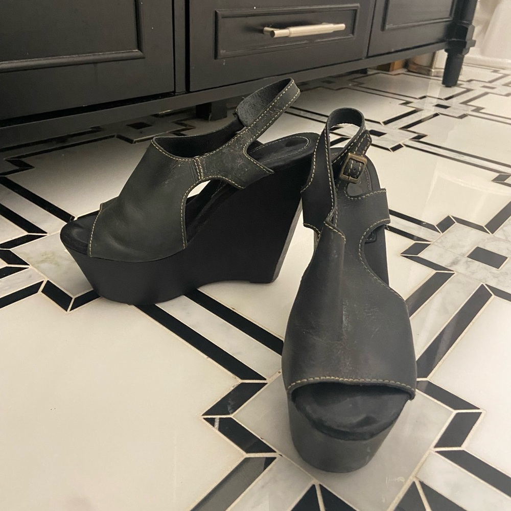 Sbicca Vintage wedge sandal